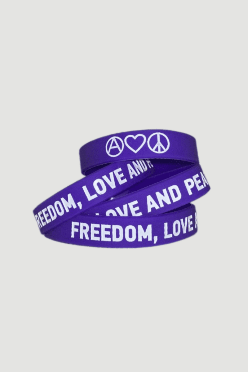Браслет «Freedom, love and peace» фиолетовый